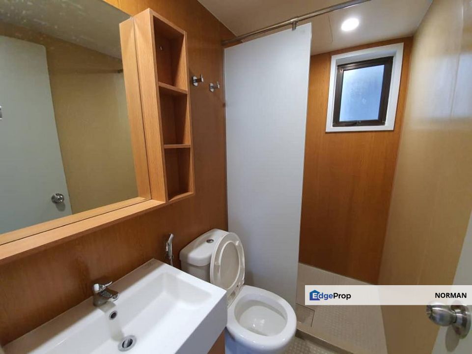 [Luxury Condominium with Nice View For Sale] [RM450K] Residensi Lili, Nilai, Negeri Sembilan, Nilai