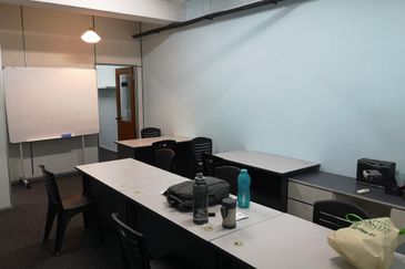 Oakland Commercial Centre