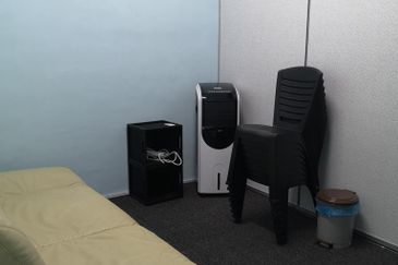 Oakland Commercial Centre