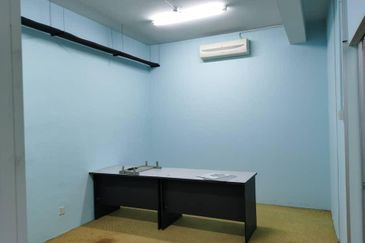 Oakland Commercial Centre