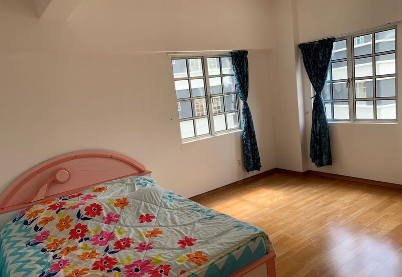 LE RENAISSANCE @ TAMAN BUKIT KAYA