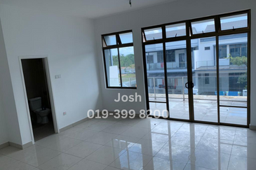 GALENA VILLA @TAMAN BUKIT GALENA