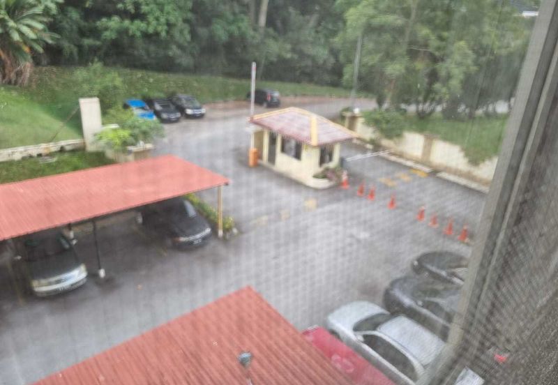 TASEK MEWAH CONDO AT SEREMBAN FOE SALE