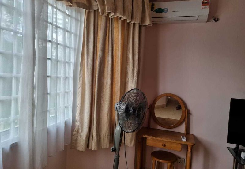 TASEK MEWAH CONDO AT SEREMBAN FOE SALE