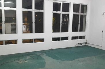 Oakland Commercial Centre