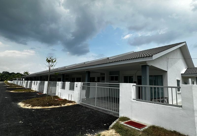 [BAHAU] Taman Lily [CHEAPEST SINGLE STOREY IN TOWN] [SHOWROOM READY]