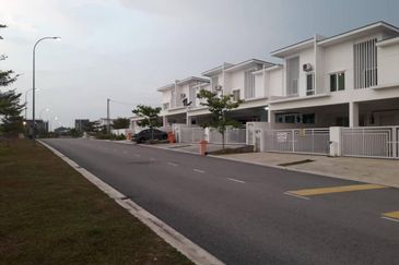 Hijayu 1, Bandar Sri Sendayan