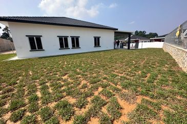 [NEW LAUNCH] 40'x120' Single Storey Luxury Semi D