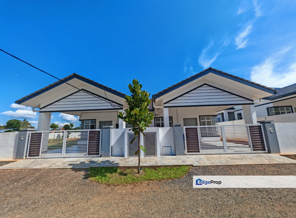 [KUALA PILAH] RUMAH BERKEMBAR TERBARU 35'X80' [BERDEKATAN DENGAN MCD HOSPITAL], Negeri Sembilan, Kuala Pilah