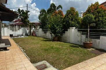 SEREMBAN TOWN SEMI D TAMAN SERI RAHANG