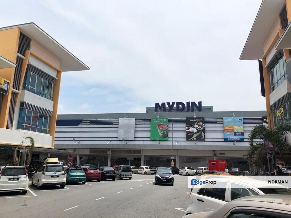 [Senawang Town] Limited Mainroad Red Bricks Semi D Shoplot near Mydin, Giant, KipMall Senawang, Negeri Sembilan, Seremban