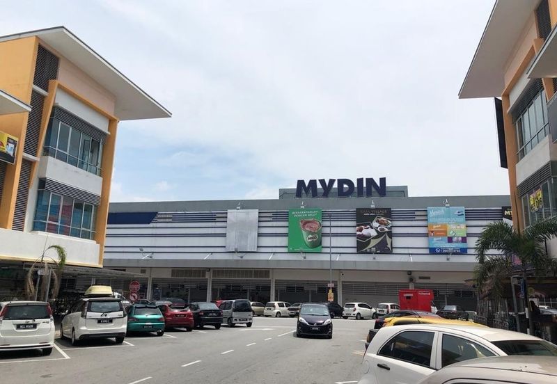 [Senawang Town] Limited Mainroad Red Bricks Semi D Shoplot near Mydin, Giant, KipMall Senawang