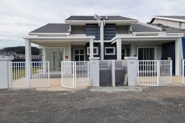 [RM360K 4 BILIK TIDUR FULLY EXTEND!!!] Bandar Baru Enstek Rumah Mampu Milik 1 Tingkat berdekatan dengan KLIA, Sepang, Enstek, Nilai, Cyberjaya, Bangi
