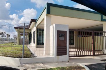 [Rumah Teres Bulanan RM1400!!!] [60acres Township] berdekatan dengan Bangi, Kota Warisan, Salak Tinggi, Nilai, Sendayan, Seremban
