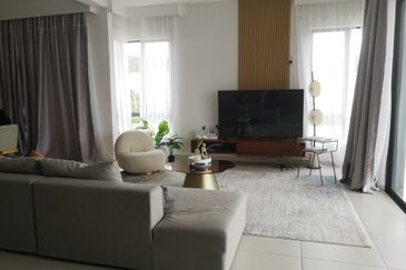 [KEMAYAN HEIGHTS S2] Cheapest Double Storey Luxury Hill Top Semi D in Seremban 2 [Gated Guarded with only 120 units]