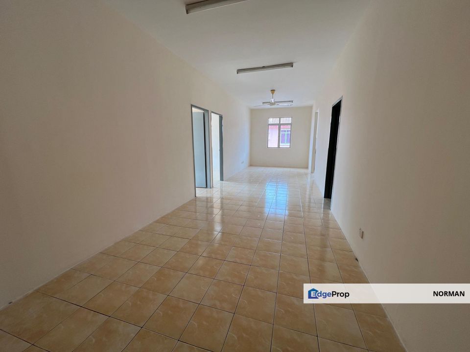 [SEREMBAN PUTRA APARTMENT] Full Loan with Cashback in Sikamat Town, Negeri Sembilan, Seremban