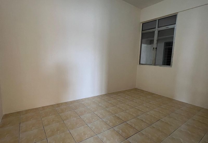 [RM183K SEREMBAN PUTRA APARTMENT] 100% FULL LOAN WITH CASHBACK!! LOCATED IN SIKAMAT TOWN near to Seremban, Senawang, Ampangan, Paroi, Mantin, Nilai, R