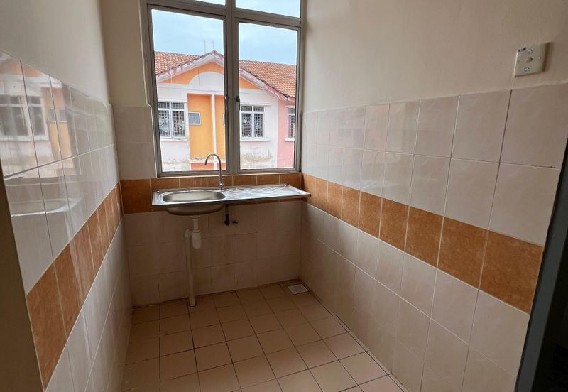 [RM183K SEREMBAN PUTRA APARTMENT] 100% FULL LOAN WITH CASHBACK!! LOCATED IN SIKAMAT TOWN near to Seremban, Senawang, Ampangan, Paroi, Mantin, Nilai, R