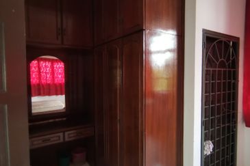 {Teluk Intan} Fully Furnished Bungalow For Sale