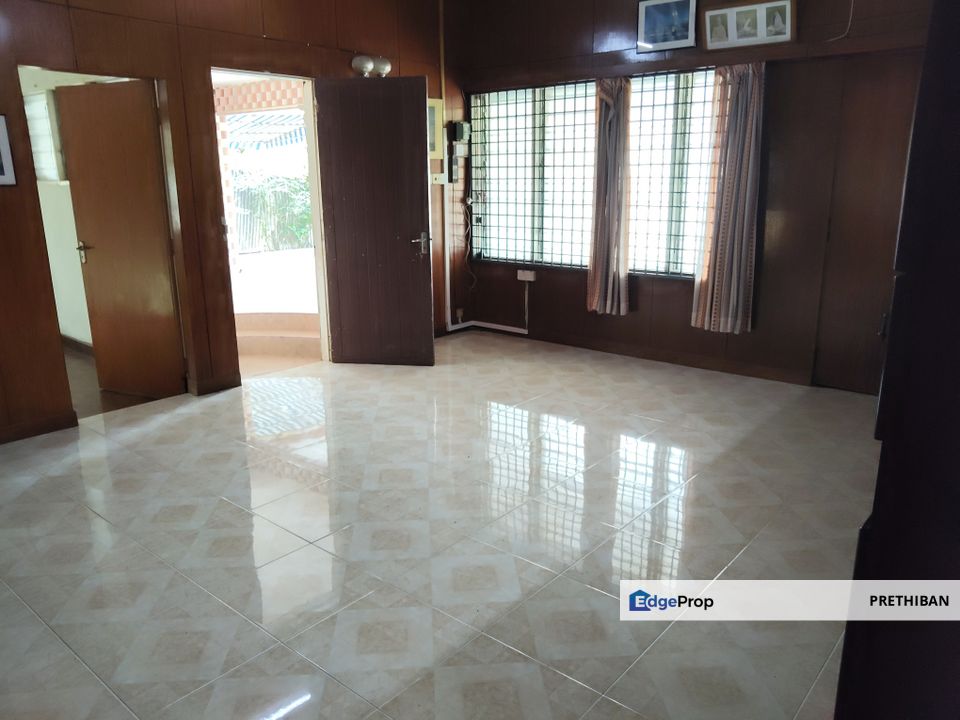 {TELUK INTAN} SINGLE STOREY BUNGALOW FOR SALE, Perak, Teluk Intan