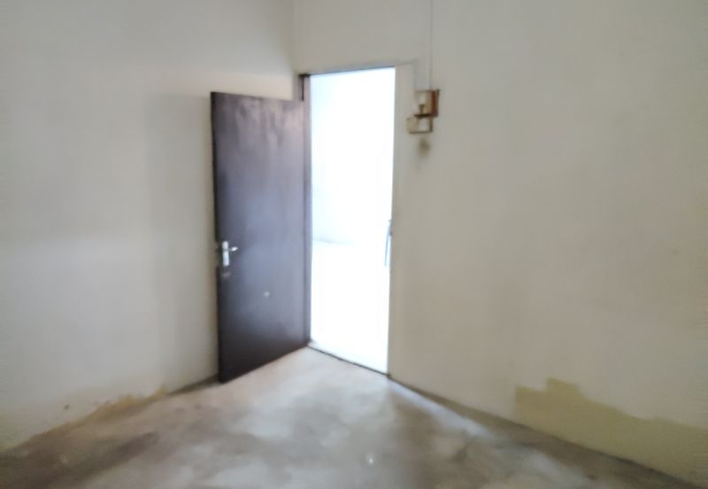 {FREEHOLD} Single Storey Terrace House For Sale in Teluk Intan, Perak. 