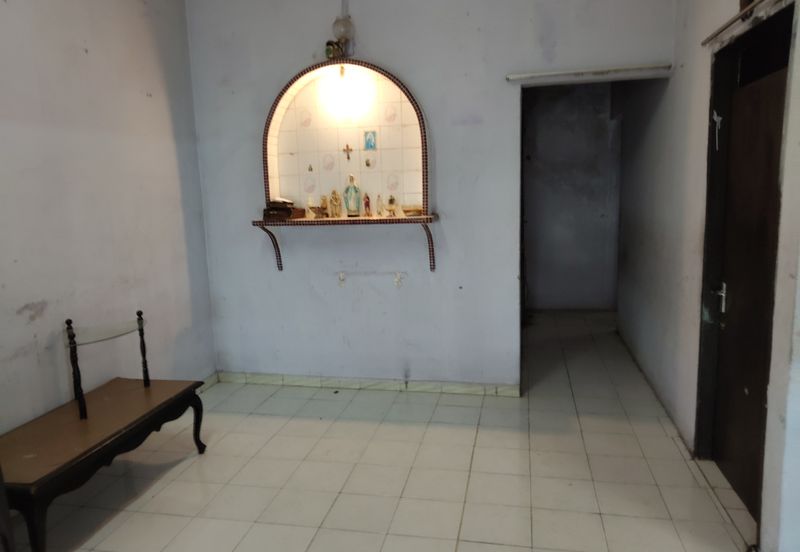 {FREEHOLD} Single Storey Terrace House For Sale in Teluk Intan, Perak. 