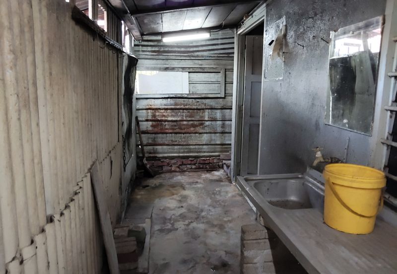 {FREEHOLD} Single Storey Terrace House For Sale in Teluk Intan, Perak. 