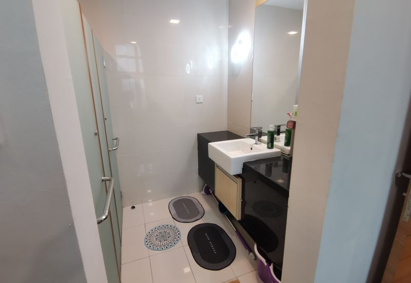 Dua Sentral Residential Tower