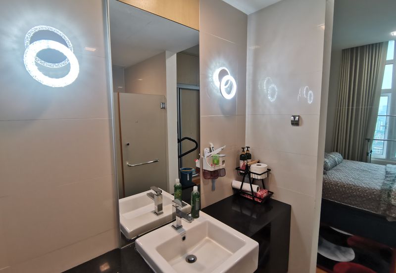 Dua Sentral Residential Tower