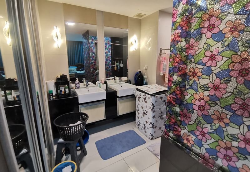 Dua Sentral Residential Tower