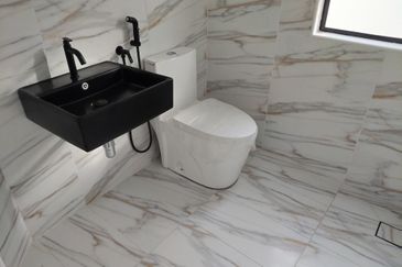 {IPOH} New Bungalow Semi-D For Sale