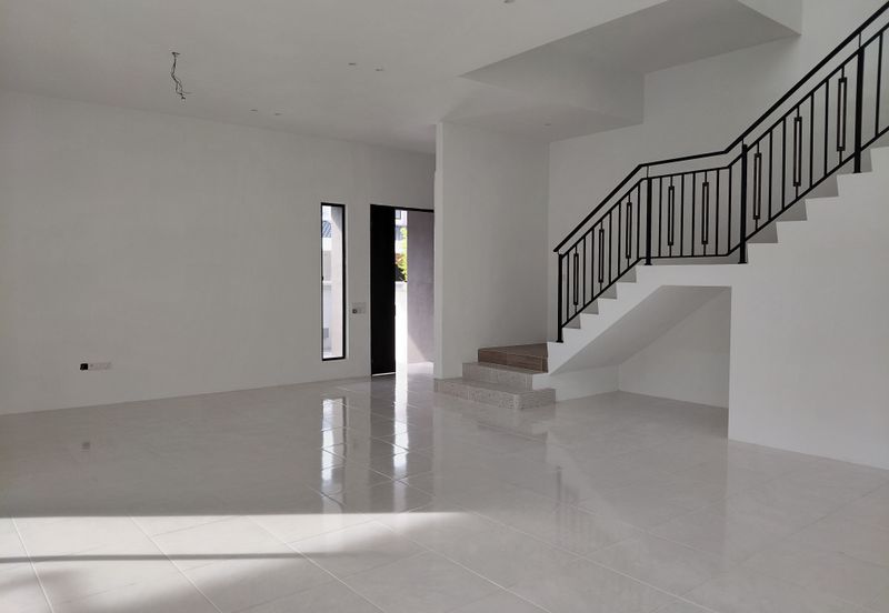 {IPOH} New Bungalow Semi-D For Sale