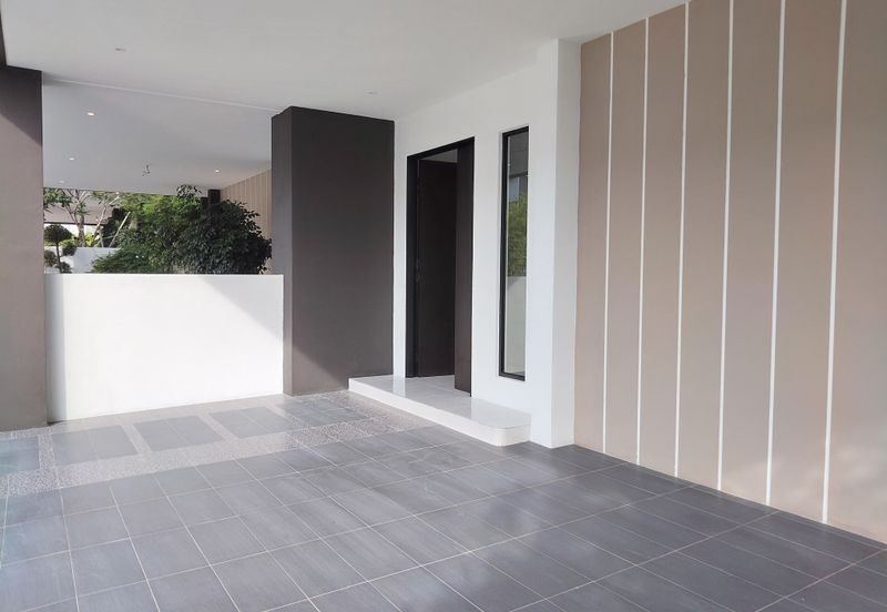 {IPOH} New Bungalow Semi-D For Sale