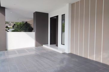 {IPOH} New Bungalow Semi-D For Sale