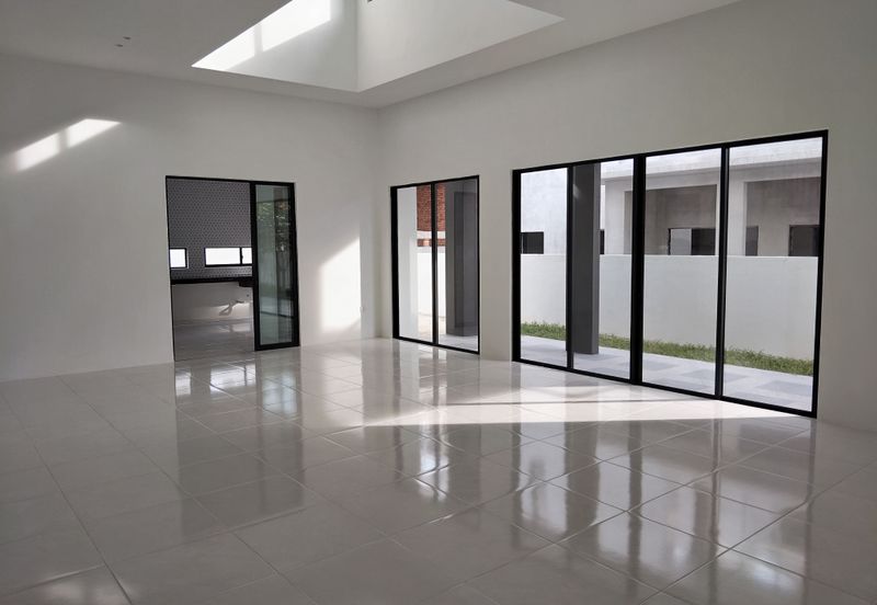 {IPOH} New Bungalow Semi-D For Sale
