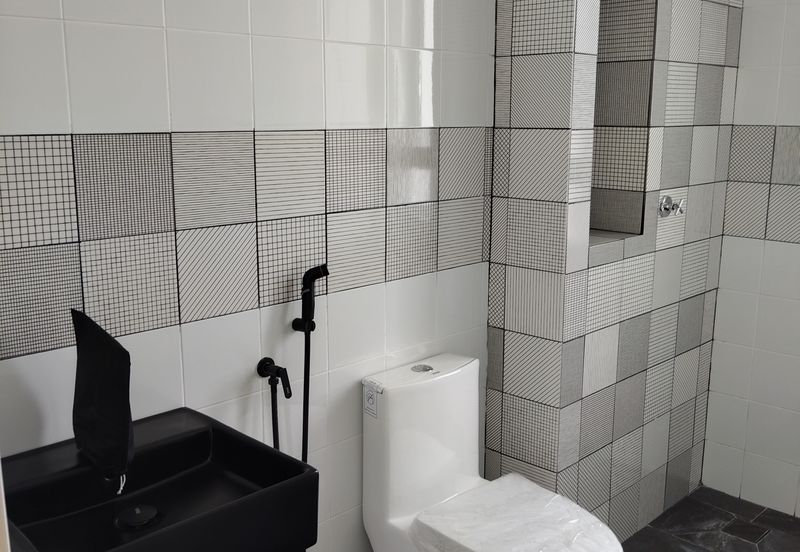 {IPOH} New Bungalow Semi-D For Sale