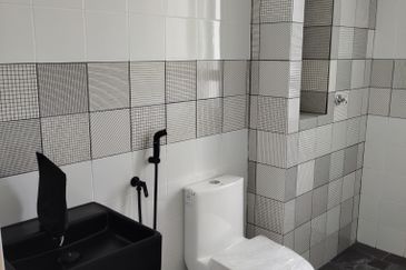 {IPOH} New Bungalow Semi-D For Sale