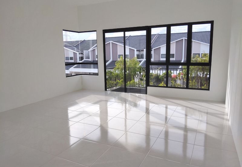 {IPOH} New Bungalow Semi-D For Sale