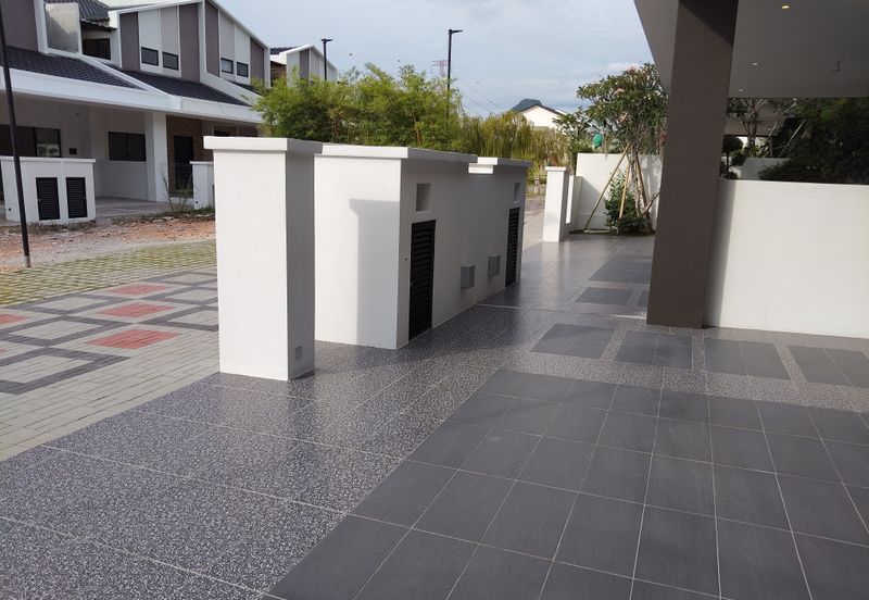 {IPOH} New Bungalow Semi-D For Sale