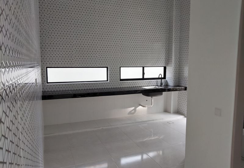 {IPOH} New Bungalow Semi-D For Sale