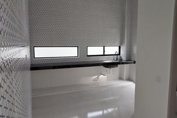 {IPOH} New Bungalow Semi-D For Sale