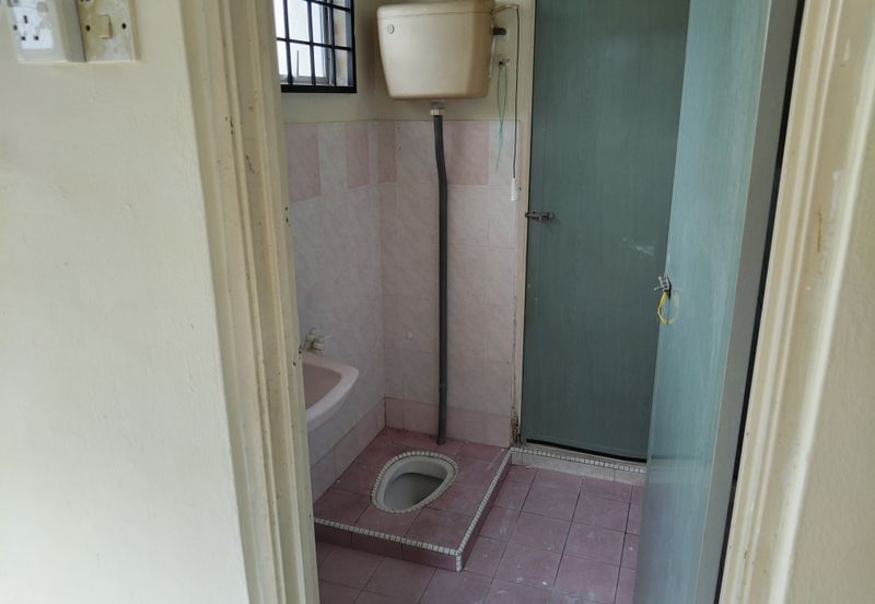 {KAMPAR} Double Storey End Lot Terrace House for Sale