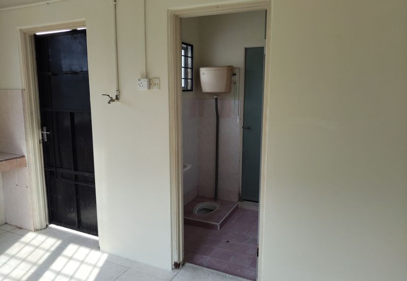 {KAMPAR} Double Storey End Lot Terrace House for Sale