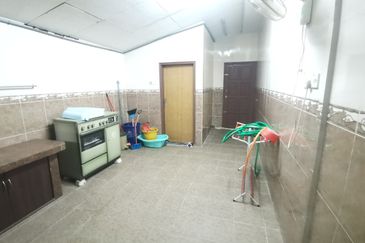 TAMAN DELIMA, KAMPUNG KOH