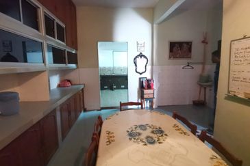 TAMAN DELIMA, KAMPUNG KOH