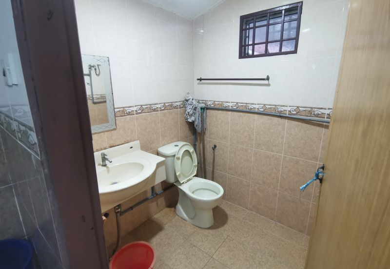 TAMAN DELIMA, KAMPUNG KOH