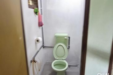 (TELUK INTAN) Single Storey Terrace House For Sale 