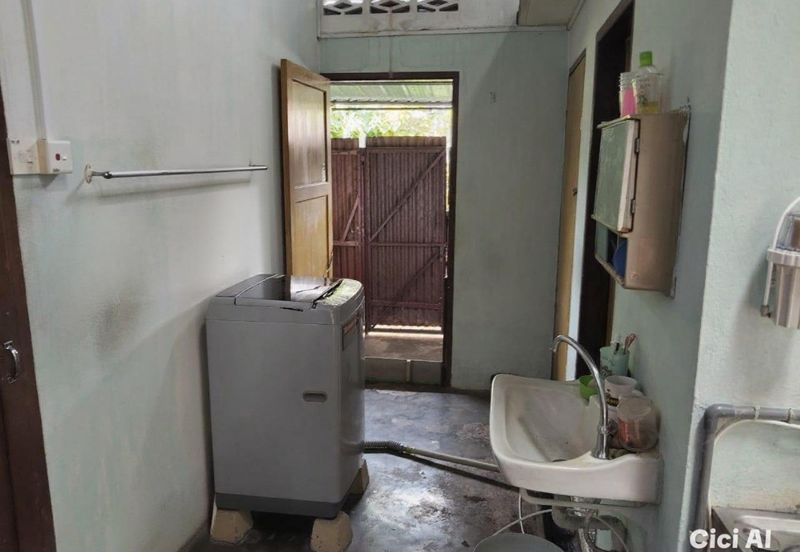 (TELUK INTAN) Single Storey Terrace House For Sale 