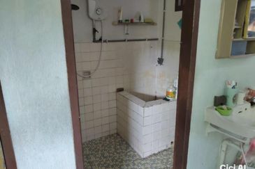 (TELUK INTAN) Single Storey Terrace House For Sale 