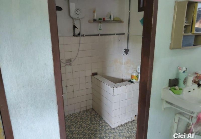 (TELUK INTAN) Single Storey Terrace House For Sale 
